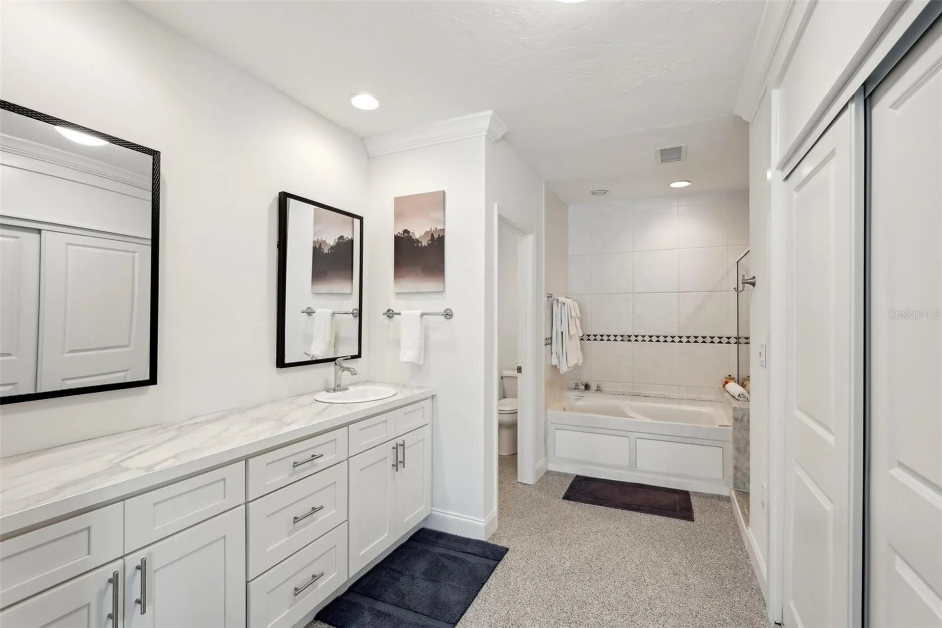 55 N Washington Drive Sarasota FL 34236
