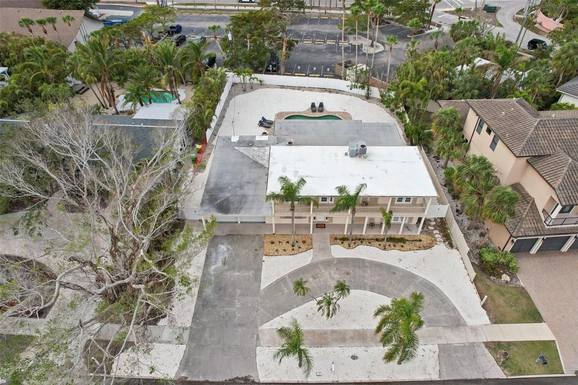 55 N Washington Drive Sarasota FL 34236