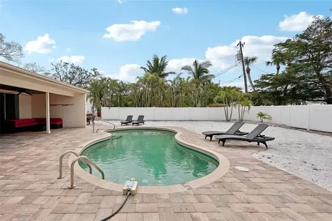 55 N Washington Drive Sarasota FL 34236