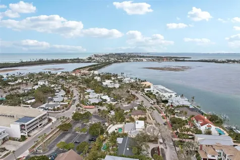 55 N Washington Drive Sarasota FL 34236