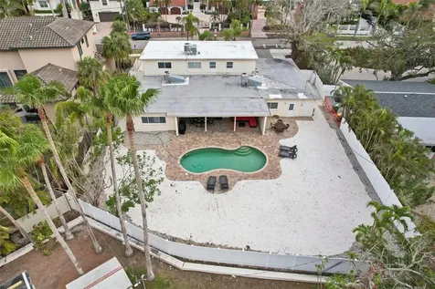 55 N Washington Drive Sarasota FL 34236