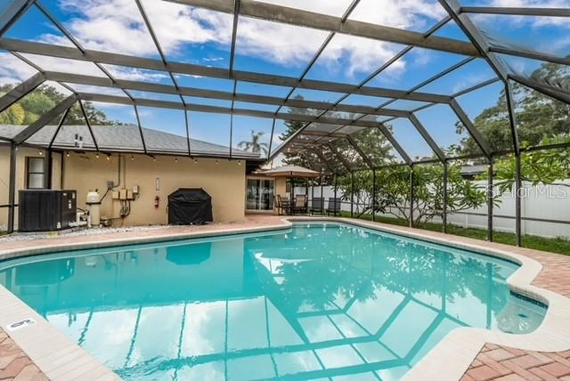 9605 129th Avenue Largo FL 33773