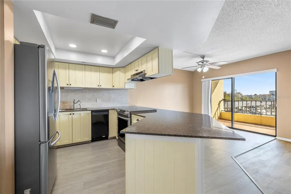 1750 Harbor Place S South Pasadena FL 33707
