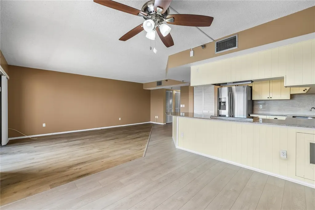 1750 Harbor Place S South Pasadena FL 33707
