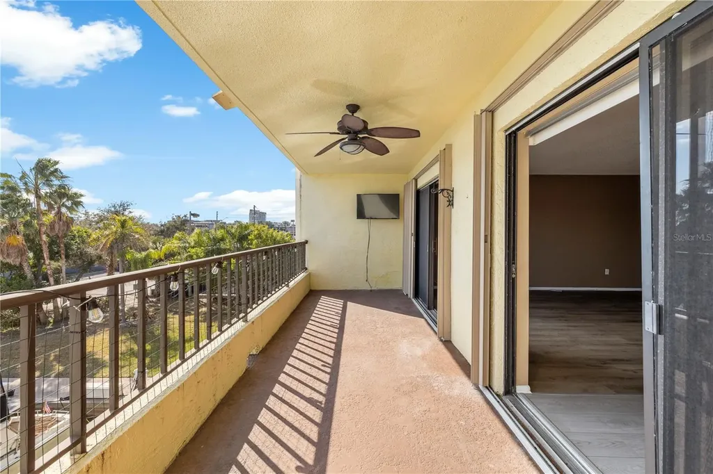 1750 Harbor Place S South Pasadena FL 33707