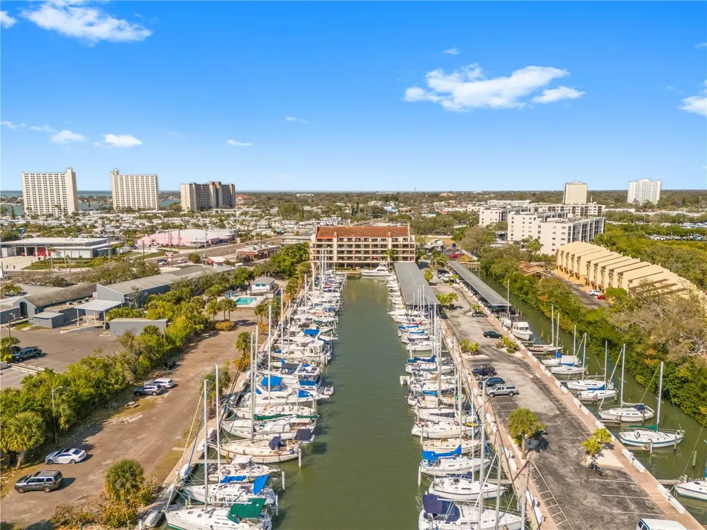 1750 Harbor Place S South Pasadena FL 33707