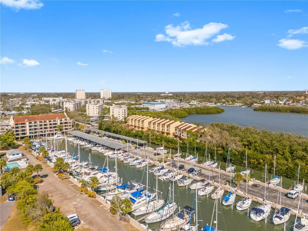 1750 Harbor Place S South Pasadena FL 33707