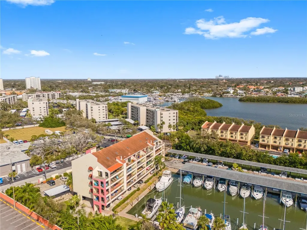 1750 Harbor Place S South Pasadena FL 33707