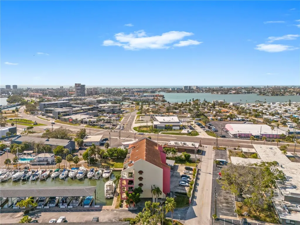 1750 Harbor Place S South Pasadena FL 33707