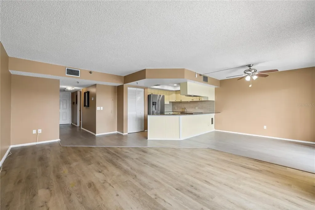 1750 Harbor Place S South Pasadena FL 33707