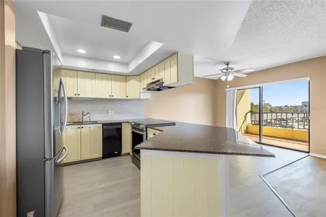 1750 Harbor Place S South Pasadena FL 33707