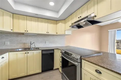 1750 Harbor Place S South Pasadena FL 33707