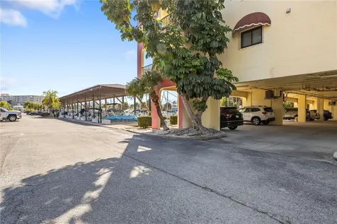 1750 Harbor Place S South Pasadena FL 33707
