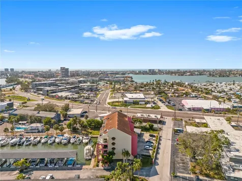 1750 Harbor Place S South Pasadena FL 33707