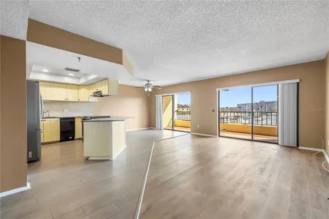 1750 Harbor Place S South Pasadena FL 33707