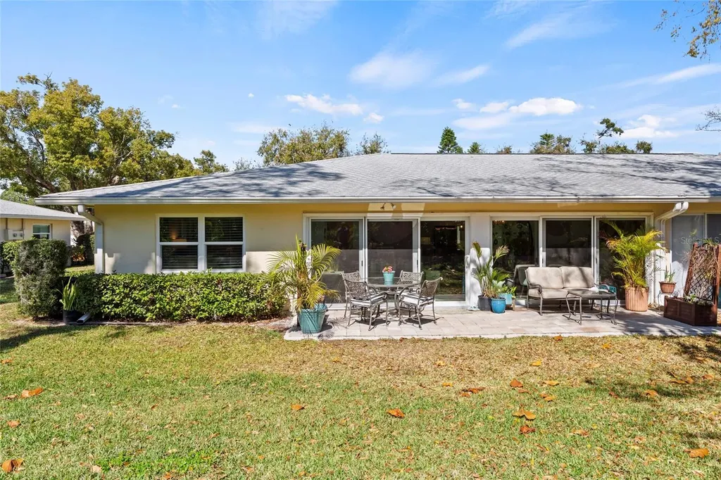 5612 Palm Aire Drive Sarasota FL 34243