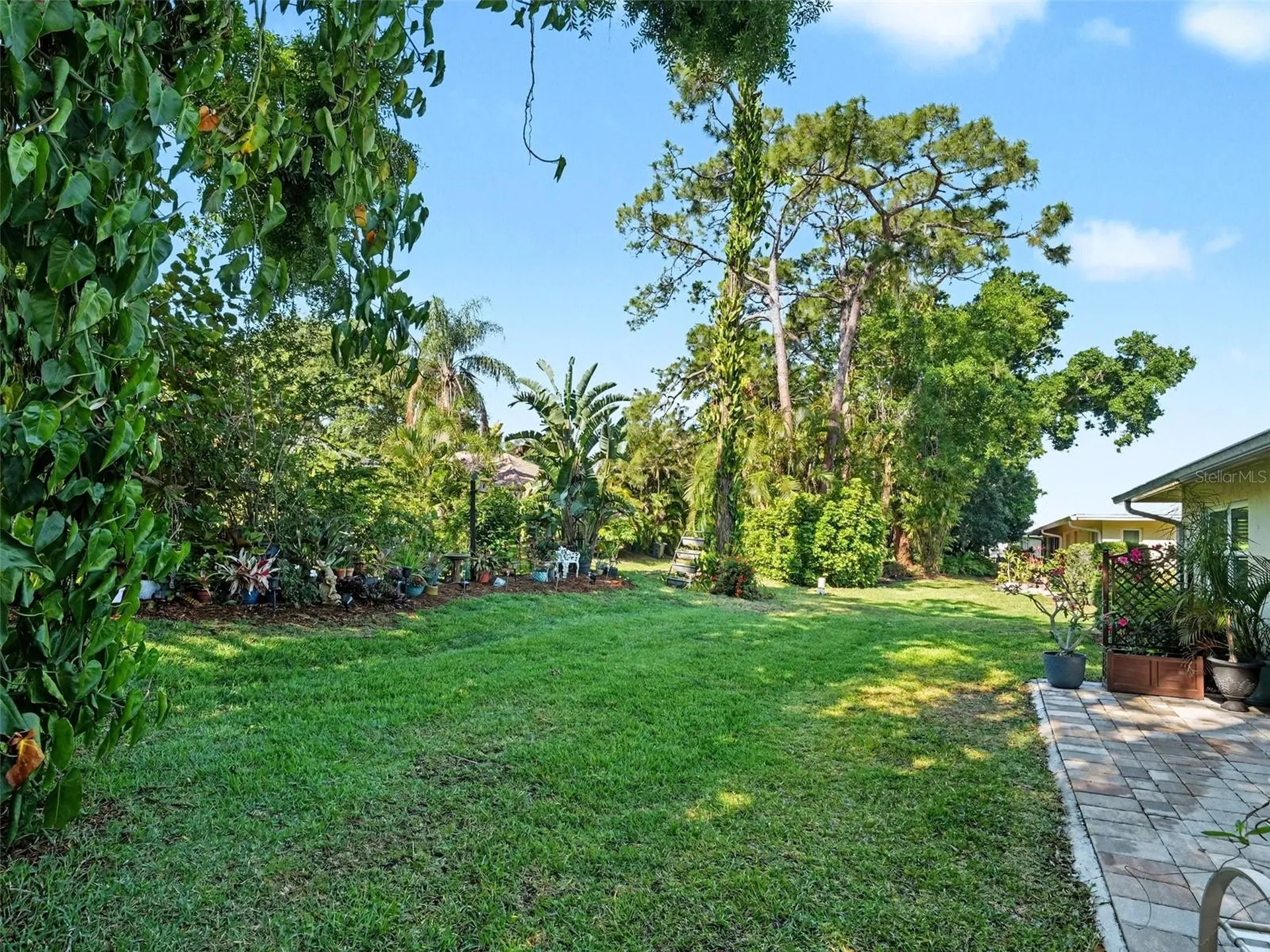 5612 Palm Aire Drive Sarasota FL 34243