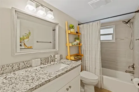 5612 Palm Aire Drive Sarasota FL 34243