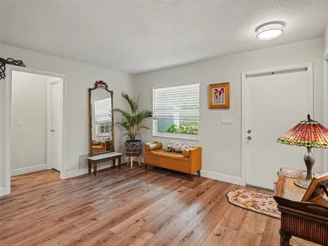 5612 Palm Aire Drive Sarasota FL 34243
