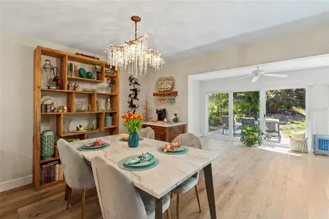 5612 Palm Aire Drive Sarasota FL 34243
