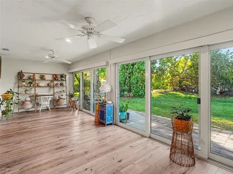 5612 Palm Aire Drive Sarasota FL 34243