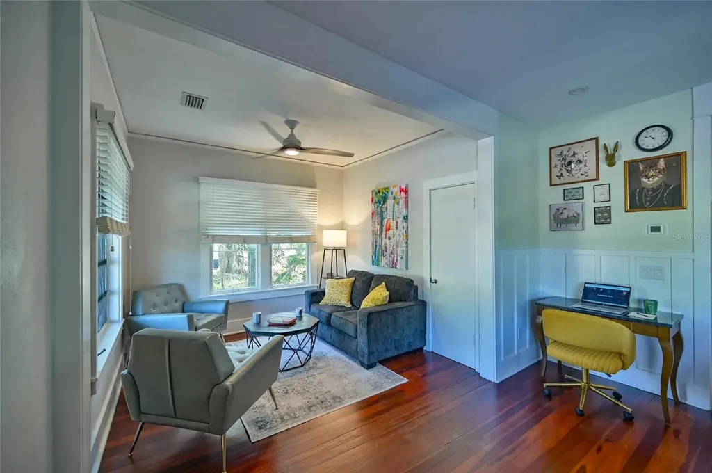 2408 Hillview Street Sarasota FL 34239