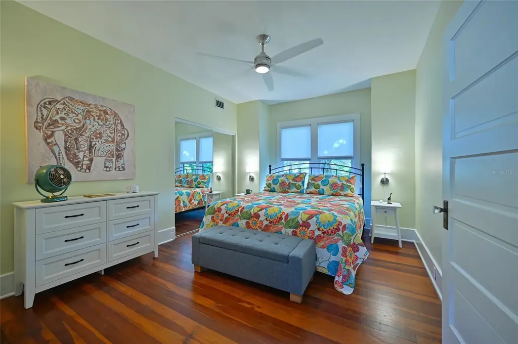 2408 Hillview Street Sarasota FL 34239