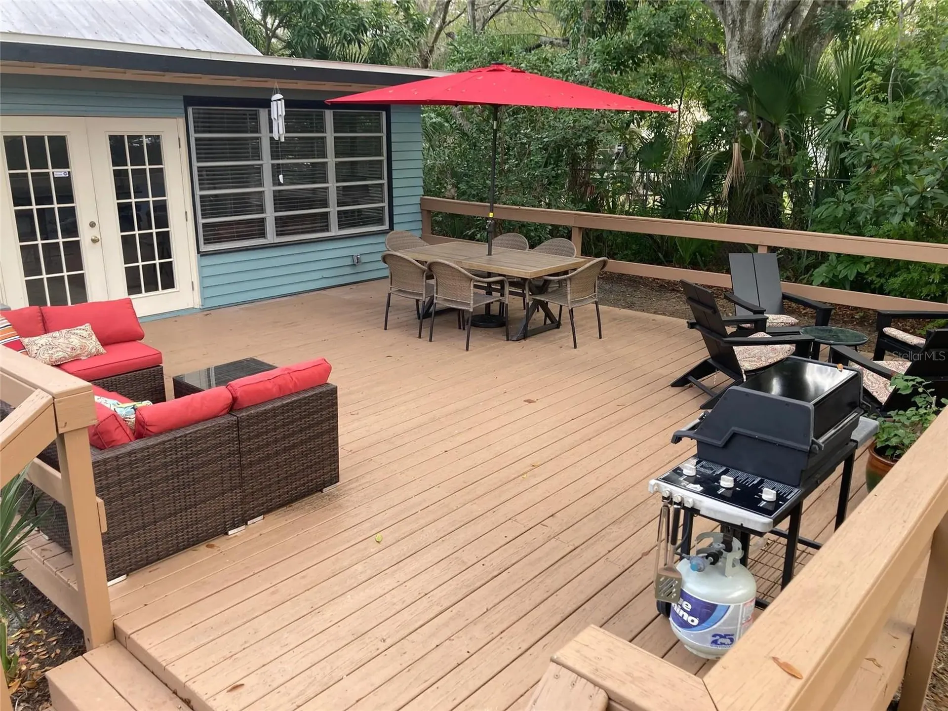 2408 Hillview Street Sarasota FL 34239