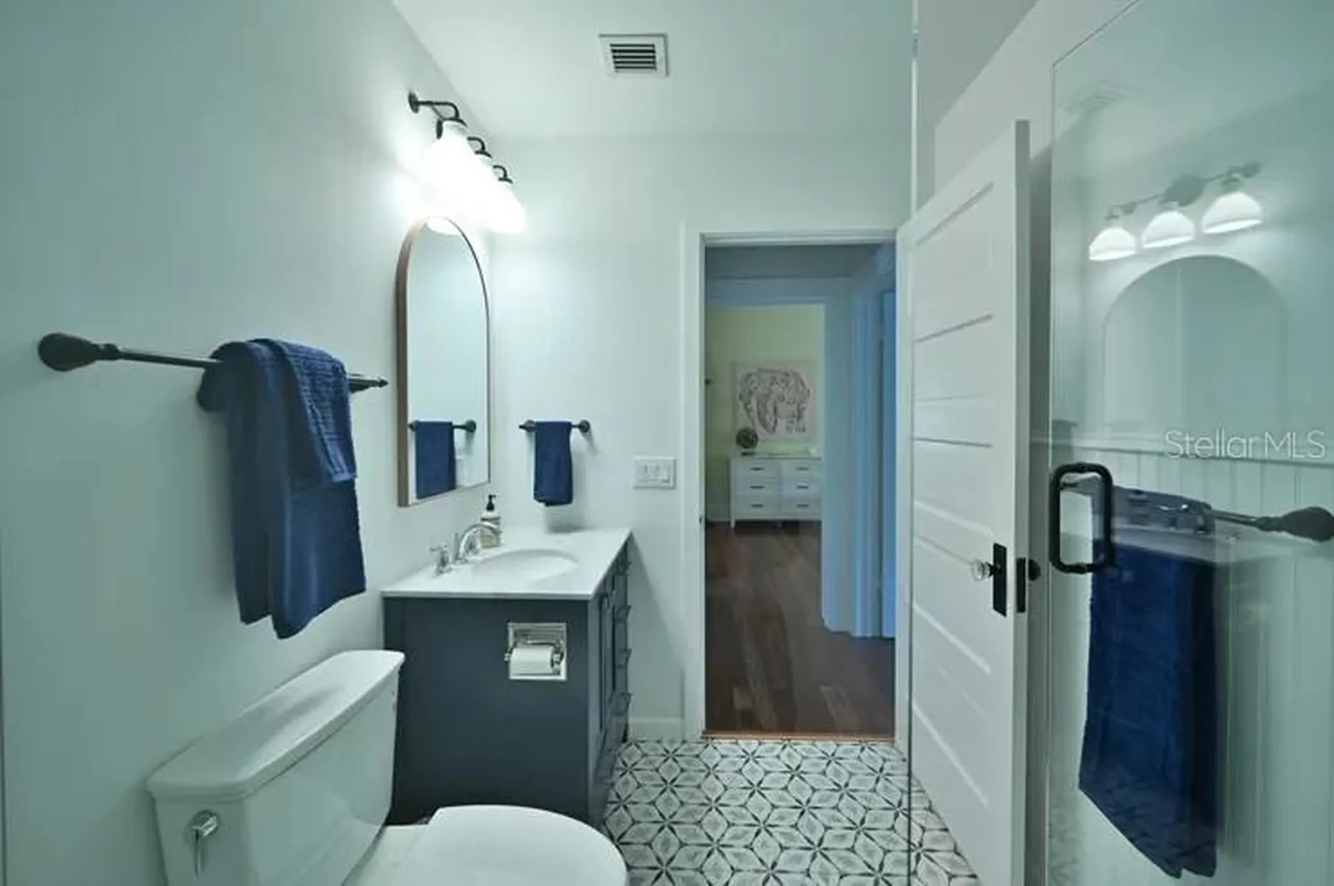 2408 Hillview Street Sarasota FL 34239