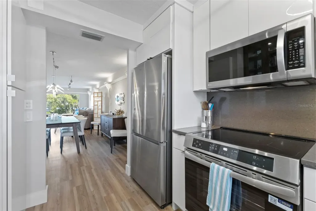 3330 Gulf Of Mexico Drive Longboat Key FL 34228