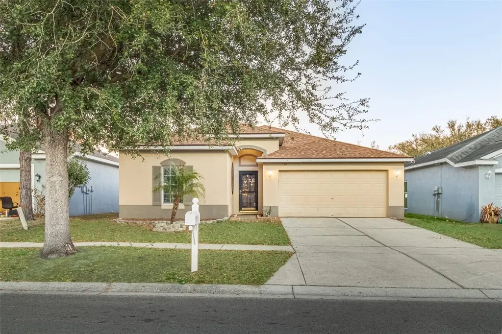 763 Star Pointe Drive Seffner FL 33584