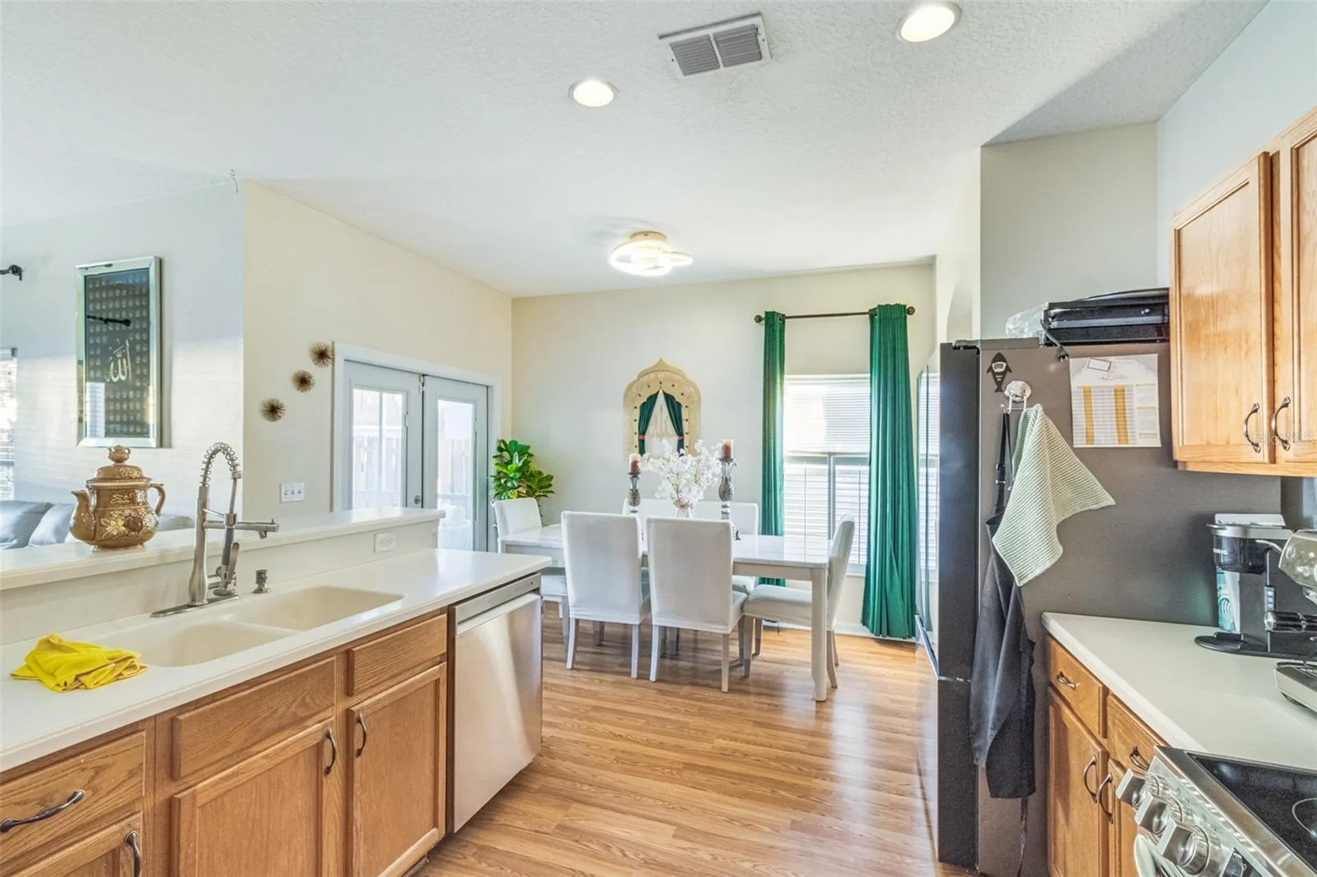 763 Star Pointe Drive Seffner FL 33584