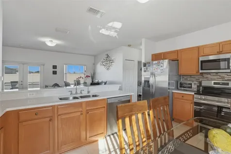 995 Cumberland Drive Kissimmee FL 34759
