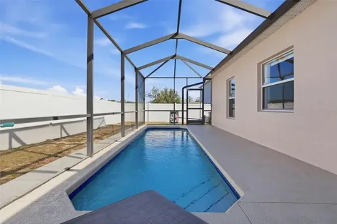 995 Cumberland Drive Kissimmee FL 34759