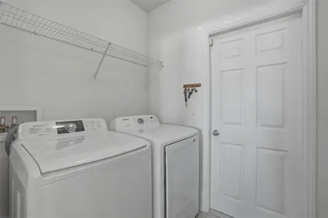 995 Cumberland Drive Kissimmee FL 34759