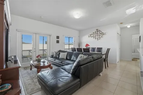 995 Cumberland Drive Kissimmee FL 34759