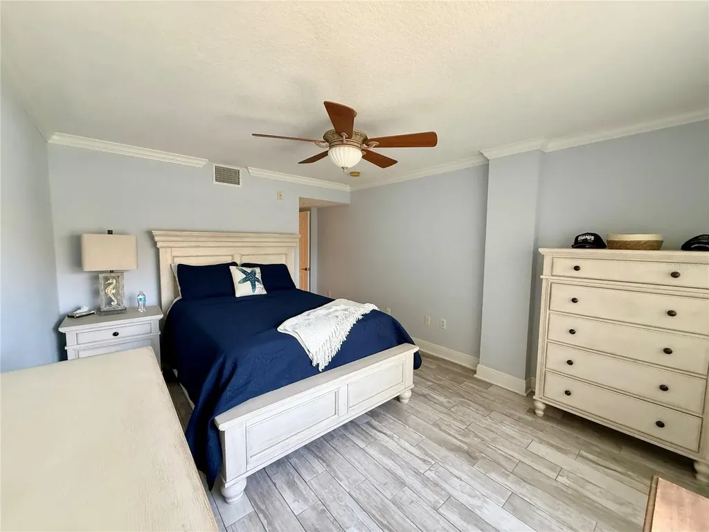 950 Broadway Dunedin FL 34698