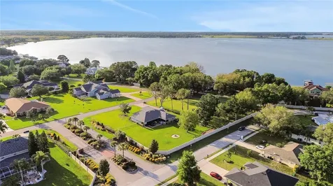 109 Van Fleet Court Auburndale FL 33823