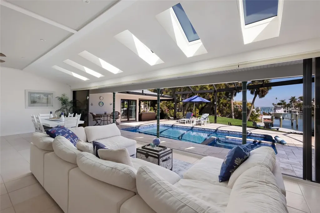 500 Halyard Lane Longboat Key FL 34228