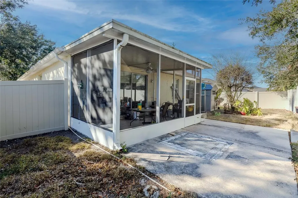 6803 Guilford Crest Drive Apollo Beach FL 33572