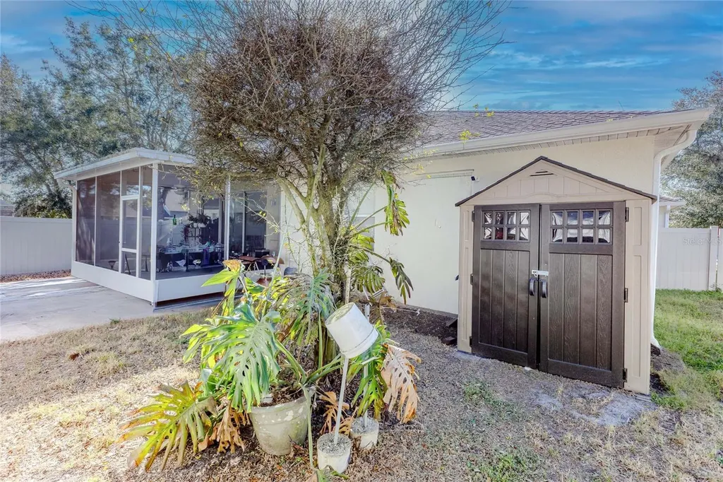 6803 Guilford Crest Drive Apollo Beach FL 33572