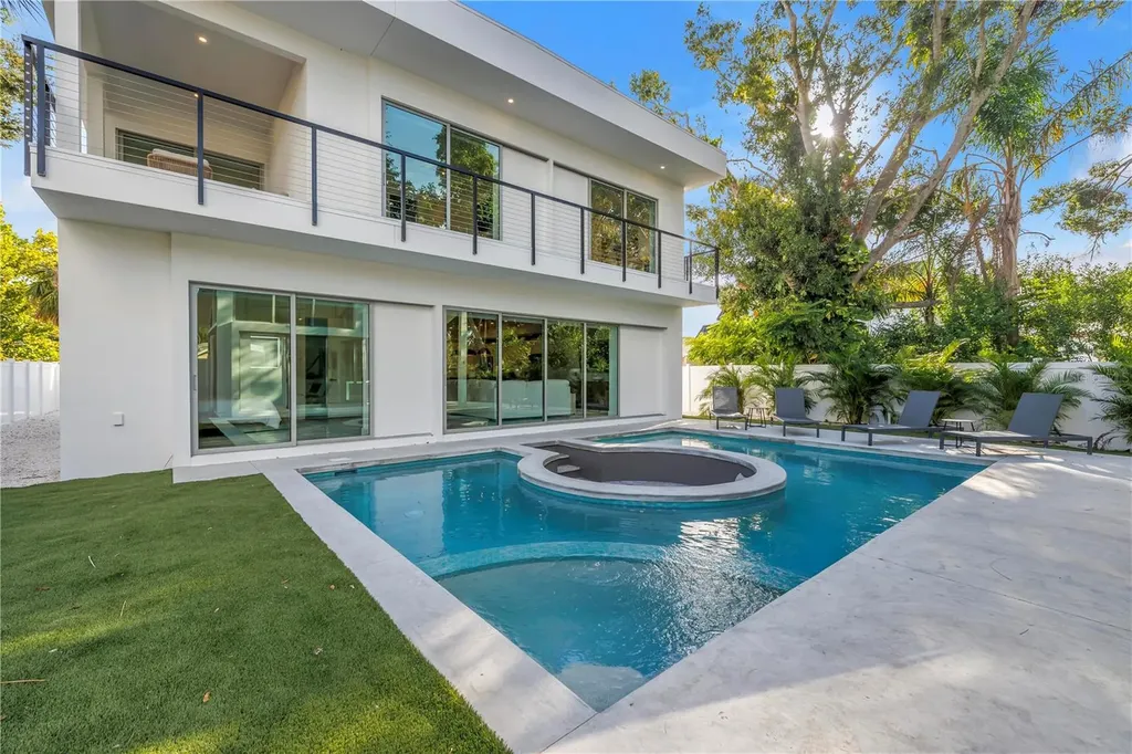 2564 Arlington Street Sarasota FL 34239
