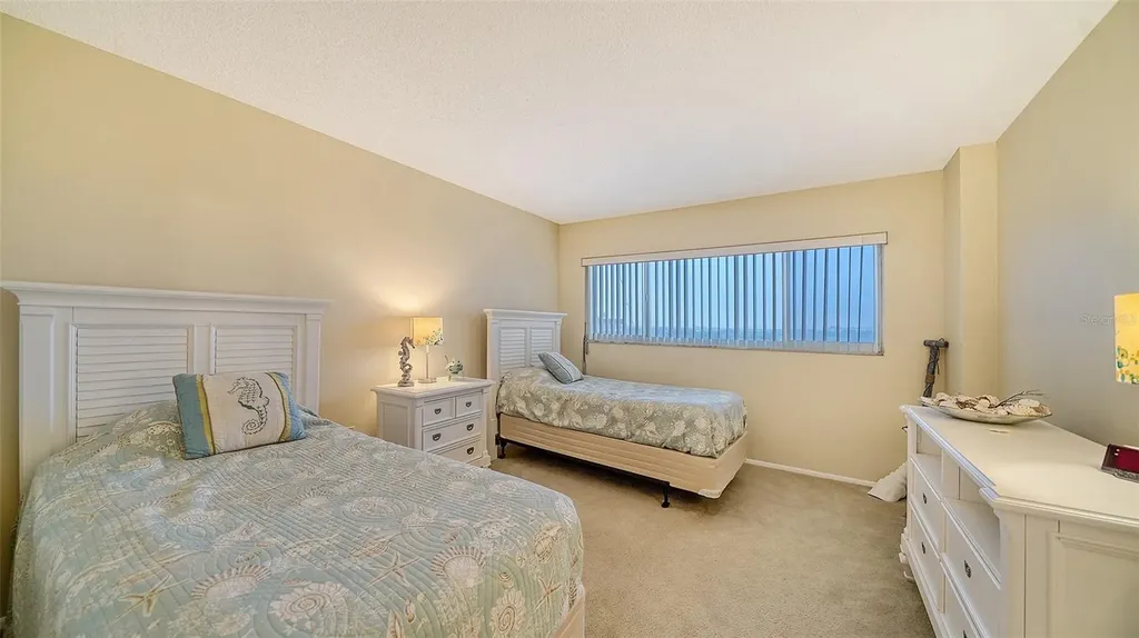 555 The Esplanade N Venice FL 34285