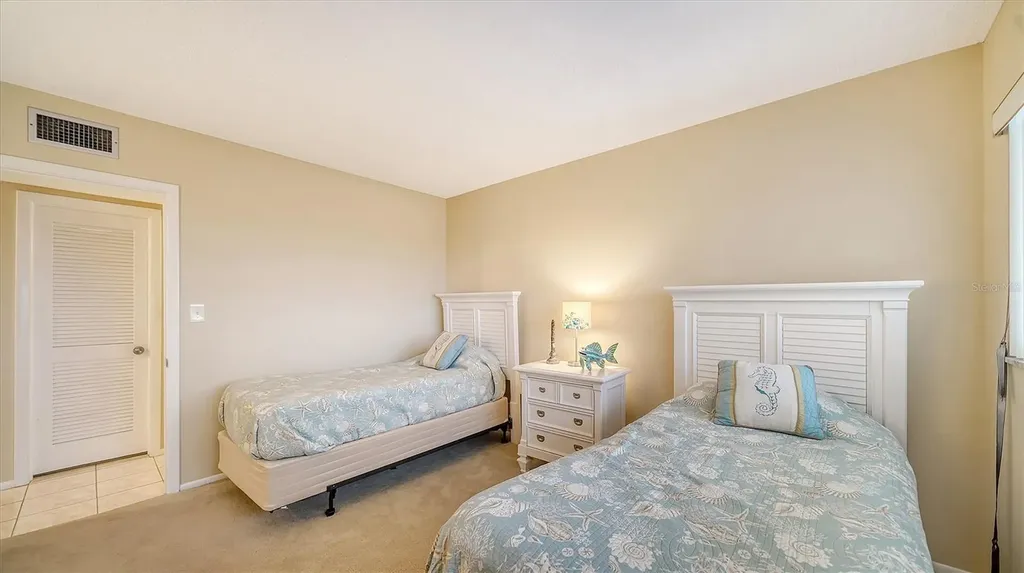 555 The Esplanade N Venice FL 34285