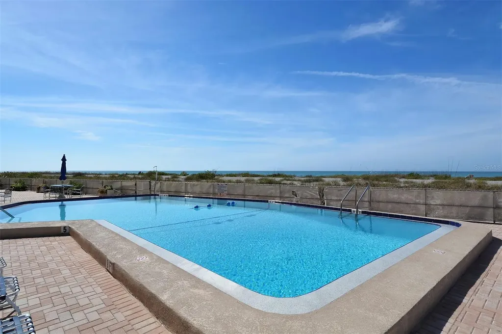 555 The Esplanade N Venice FL 34285