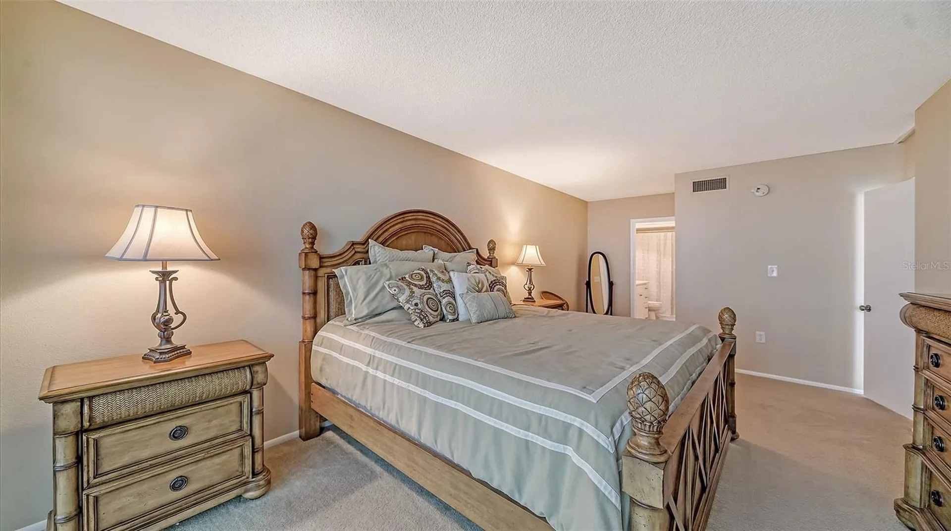 555 The Esplanade N Venice FL 34285