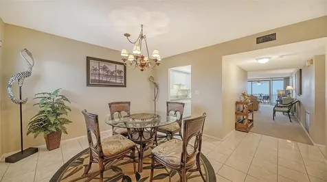 555 The Esplanade N Venice FL 34285