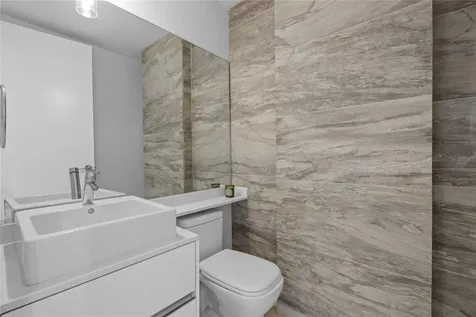 25 Munoz Rivera San Juan PR 00901