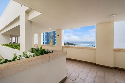 25 Munoz Rivera San Juan PR 00901