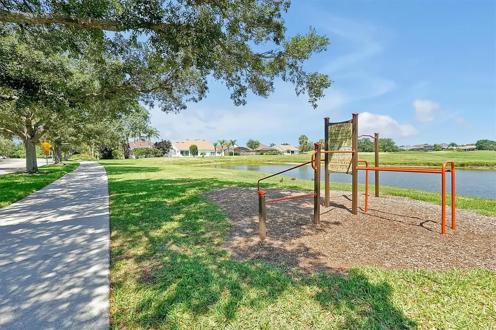 168 Club Villas Lane Kissimmee FL 34744
